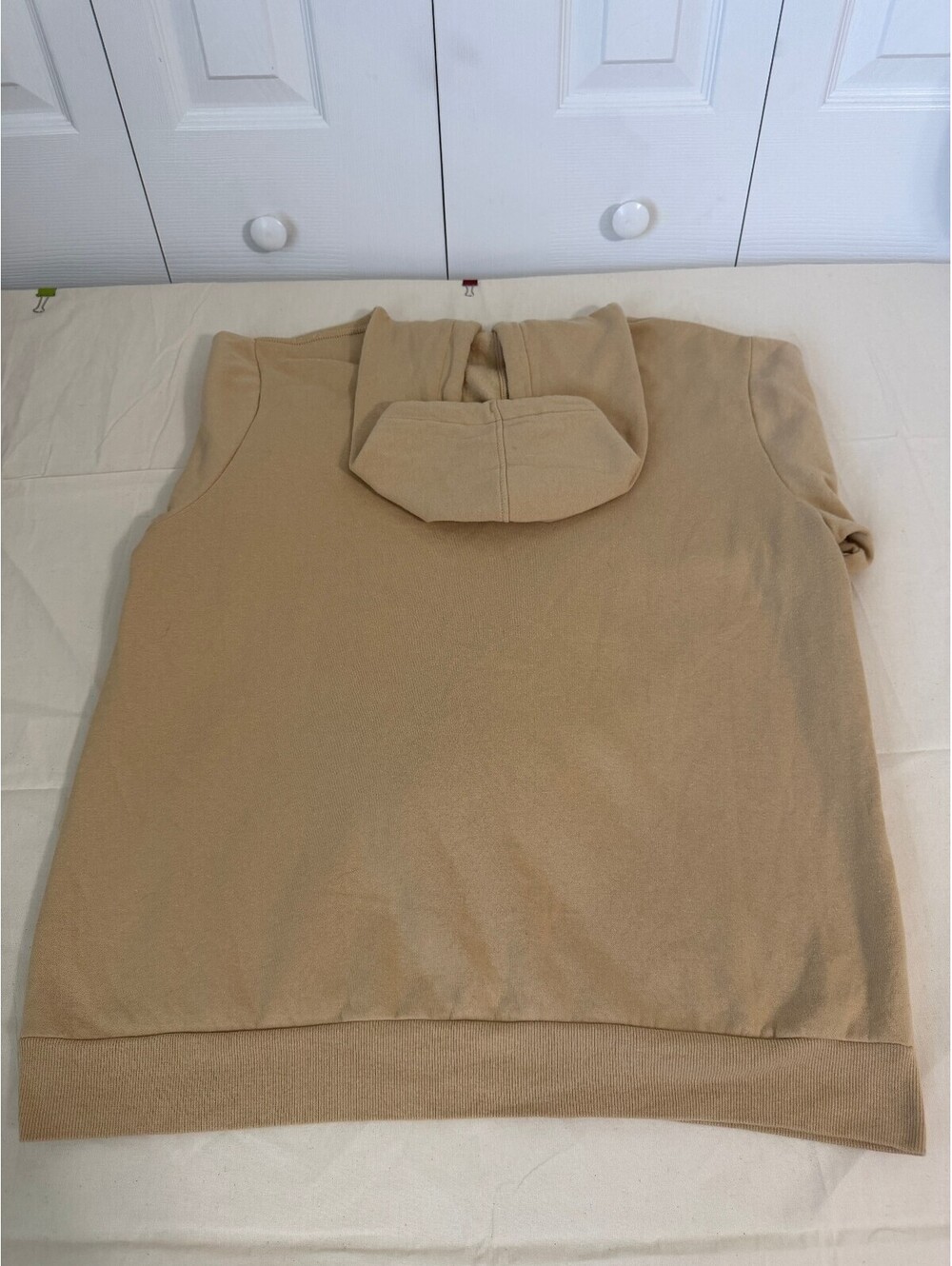 The Beatles Beige Hoodie Sweatshirt Size Large 60% Cotton 40% Polyester - Picture 2 of 11
